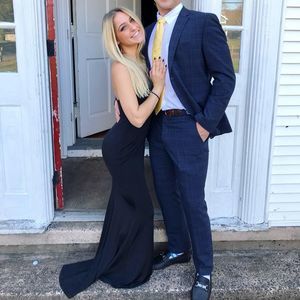 Meet your Posher, Liz